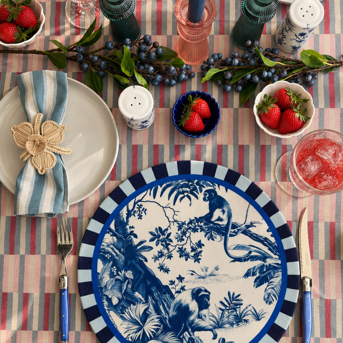 Individual Jungle Bleu en mesa puesta