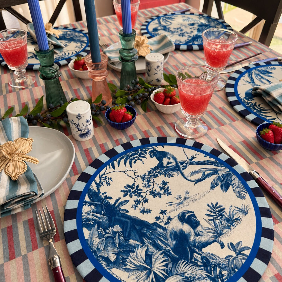 Individual Jungle Bleu en mesa puesta